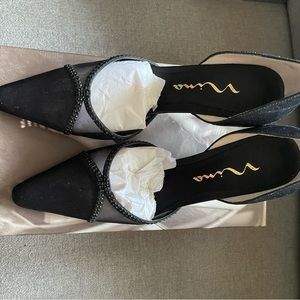 Nina Sera YM black Lus Satin special occasion shoe. Size 7.5. Gently used.